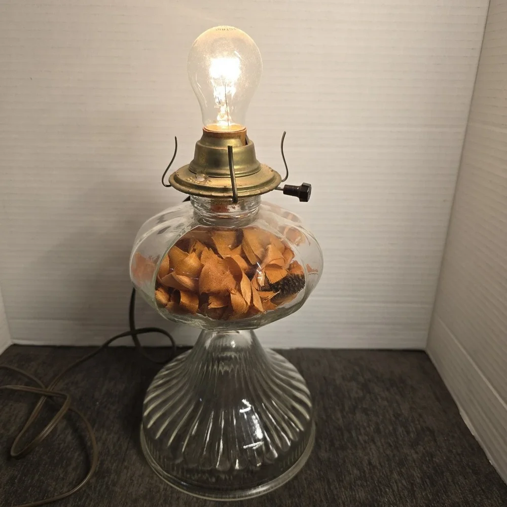 Vintage Clear Glass Electric Hurricane‎ Table Lamp Ribbed Base Brass Tone 10in